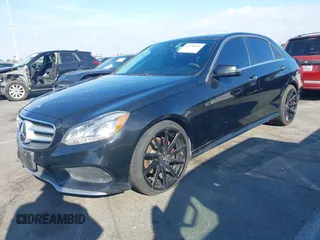 2014 Mercedes-Benz E-Class E 250 BlueTEC Luxury with VIN WDDHF0EB9EA912094, listed as a IAAI auction lot 41651803 with 122,503 mi miles. Bid and sale history available at carsss.com. Image 2.