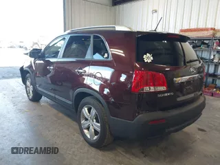 2013 Kia Sorento EX with VIN 5XYKUCA67DG365681, listed as a IAAI auction lot 41885665 with 10,318 mi miles. Bid and sale history available at carsss.com. Image 3.