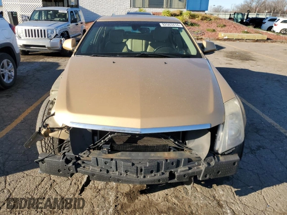 2013 Cadillac CTS Luxury with VIN 1G6DG5E58D0102363, listed as a Copart auction lot 82563414 with 178,752 mi miles and Salvage Title. Bid and sale history available at carsss.com. Image 5.