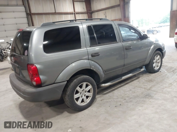 2005 Dodge Durango SXT with VIN 1D4HD38K85F618253, listed as a IAAI auction lot 42536726 with 174,304 mi miles and . Bid and sale history available at DreamBid. Image 4.