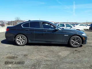 2015 BMW 5 Series 528i xDrive with VIN WBA5A7C50FD621076, listed as a IAAI auction lot 41823319 with 113,631 mi miles and . Bid and sale history available at carsss.com. Image 14.