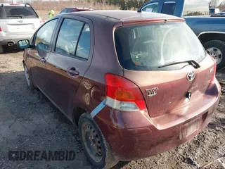 2009 Toyota Yaris with VIN JTDKT903X95258654, listed as a IAAI auction lot 41759756 with 93,810 mi miles. Bid and sale history available at carsss.com. Image 3.