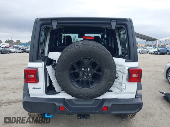 2024 Jeep Wrangler Willys z VIN 1C4RJXN66RW146102, wystawiony jako IAAI lot #41735965 z przebiegiem 12 092 mil mil oraz . Historia ofert i sprzedaży dostępna na DreamBid. Obrazek 16.