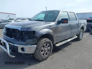2013 Ford F-150 XL z VIN 1FTFW1EF8DKE23561, wystawiony jako IAAI lot #41747119 z przebiegiem 182 398 mil mil oraz . Historia ofert i sprzedaży dostępna na DreamBid. Obrazek 17.
