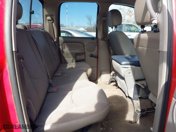 2005 Dodge Ram 1500 SLT with VIN 1D7HA18N85J581728, listed as a IAAI auction lot 41743367 with 158,111 mi miles. Bid and sale history available at carsss.com. Image 8.
