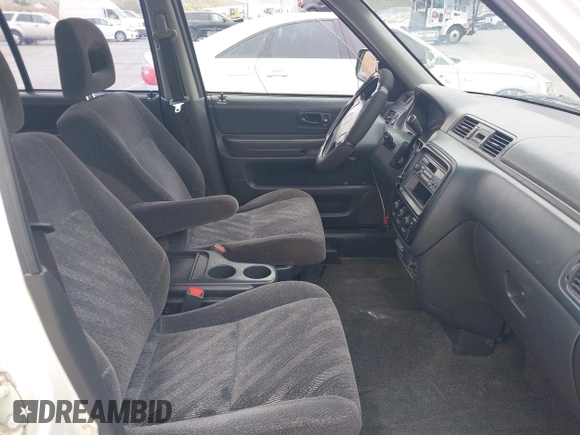 2000 Honda CR-V LX with VIN JHLRD2844YS000620, listed as a IAAI auction lot 42081400 with 259,781 mi miles. Bid and sale history available at carsss.com. Image 5.