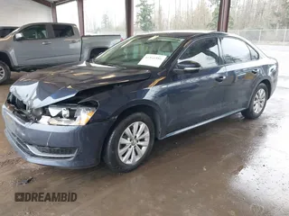2014 Volkswagen Passat S с VIN 1VWAP7A32EC017712, выставлен на аукционе IAAI как лот 41846586 с пробегом 70 387 миль миль и . История ставок и продаж доступна на DreamBid. Изображение 2.