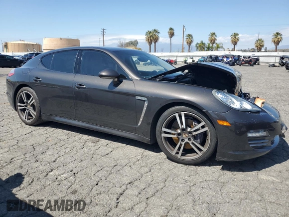 2013 Porsche Panamera с VIN WP0AA2A72DL014902, выставлен на аукционе Copart как лот 49202365 с пробегом 78 758 миль миль и Списание • Salvage title. История ставок и продаж доступна на DreamBid. Изображение 4.
