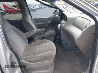 2003 Ford Windstar LX z VIN 2FMZA51403BA84354, wystawiony jako IAAI lot #42246045 z przebiegiem Nie podano mil oraz . Historia ofert i sprzedaży dostępna na DreamBid. Obrazek 5.