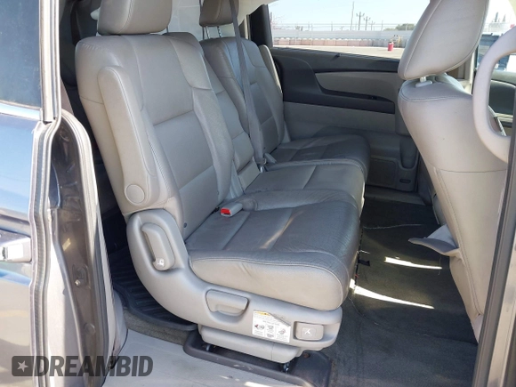 2014 Honda Odyssey EX-L with VIN 5FNRL5H66EB099792, listed as a IAAI auction lot 42160220 with 160,852 mi miles and . Bid and sale history available at carsss.com. Image 8.