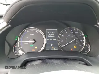 2019 Lexus RX 450h with VIN 2T2BGMCA5KC032804, listed as a Copart auction lot 62197085 with 33,205 mi miles and Salvage title. Bid and sale history available at DreamBid. Image 9.