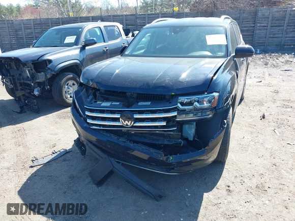 2018 Volkswagen Atlas SE with VIN 1V2DP2CA9JC599623, listed as a IAAI auction lot 42065906 with Not provided miles and . Bid and sale history available at DreamBid. Image 6.