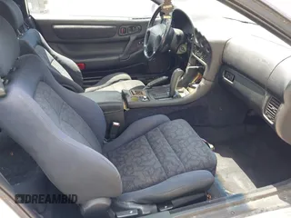1999 Mitsubishi 3000GT z VIN JA3AM44H8XY003108, wystawiony jako IAAI lot #42374035 z przebiegiem 177 637 mil mil oraz . Historia ofert i sprzedaży dostępna na DreamBid. Obrazek 5.