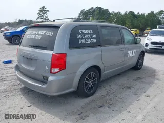 2016 Dodge Grand Caravan R/T with VIN 2C4RDGEG4GR312266, listed as a IAAI auction lot 41868362 with 223,217 mi miles. Bid and sale history available at carsss.com. Image 4.