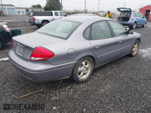2006 Ford Taurus SE with VIN 1FAFP53U26A233114, listed as a IAAI auction lot 41850941 with 189,782 mi miles. Bid and sale history available at carsss.com. Image 4.