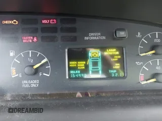 1996 Pontiac Bonneville z VIN 1G2HZ5210TH210829, wystawiony jako IAAI lot #41203888 z przebiegiem 154 990 mil mil oraz . Historia ofert i sprzedaży dostępna na DreamBid. Obrazek 7.