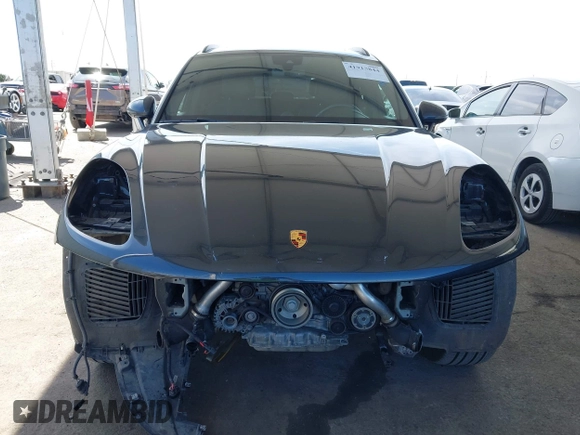2022 Porsche Macan S z VIN WP1AG2A53NLB21910, wystawiony jako IAAI lot #41913844 z przebiegiem 70 747 mil mil oraz . Historia ofert i sprzedaży dostępna na DreamBid. Obrazek 13.