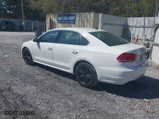 2012 Volkswagen Passat SE w/Sunroof with VIN 1VWBM7A32CC034133, listed as a IAAI auction lot 41889788 with 154,028 mi miles. Bid and sale history available at carsss.com. Image 3.