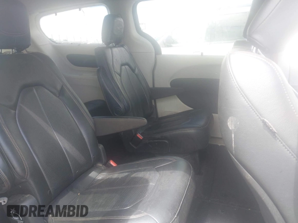 2020 Chrysler Pacifica Touring L with VIN 2C4RC1BGXLR274315, listed as a IAAI auction lot 42608504 with 109,371 mi miles and . Bid and sale history available at DreamBid. Image 8.