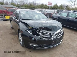 2014 Lincoln MKZ with VIN 3LN6L2G90ER832698, listed as a IAAI auction lot 41887879 with 141,798 mi miles and . Bid and sale history available at DreamBid. Image 6.