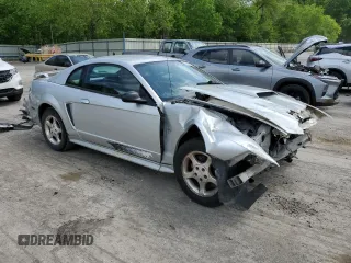2003 Ford Mustang Standard с VIN 1FAFP40433F330822, выставлен на аукционе Copart как лот 57473325 с пробегом 170 282 миль миль и Списание • Salvage title. История ставок и продаж доступна на DreamBid. Изображение 4.