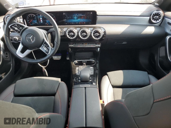 2021 Mercedes-Benz CLA 250 with VIN W1K5J4HB8MN226060, listed as a Copart auction lot 60136875 with 33,676 mi miles and Salvage title. Bid and sale history available at DreamBid. Image 8.