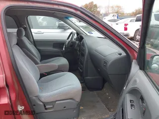 2000 Mercury Villager Sport with VIN 4M2XV12T6YDJ17027, listed as a IAAI auction lot 41498641 with 231,573 mi miles. Bid and sale history available at carsss.com. Image 5.