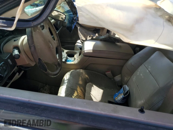 2004 Ford Expedition Eddie Bauer with VIN 1FMEU17W84LB72089, listed as a Copart auction lot 53442145 with Not provided miles and Salvage title. Bid and sale history available at DreamBid. Image 7.