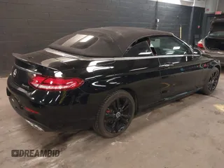 2019 Mercedes-Benz C 300 с VIN WDDWK8EB7KF779240, выставлен на аукционе IAAI как лот 42093433 с пробегом 74 967 миль миль и . История ставок и продаж доступна на DreamBid. Изображение 4.