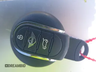 2019 MINI Convertible Cooper S с VIN WMWWG9C54K3E41195, выставлен на аукционе IAAI как лот 42149191 с пробегом 80 033 миль миль и . История ставок и продаж доступна на DreamBid. Изображение 11.