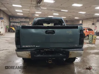 2007 GMC Sierra 1500 SLE1 с VIN 2GTEK13M371722551, выставлен на аукционе IAAI как лот 41767637 с пробегом 247 648 миль миль и . История ставок и продаж доступна на DreamBid. Изображение 17.