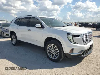 2024 GMC Acadia AWD Denali z VIN 1GKENRKS5RJ181571, wystawiony jako Copart lot #78002434 z przebiegiem 3423 mil mil oraz Szkody całkowita. Historia ofert i sprzedaży dostępna na DreamBid. Obrazek 4.