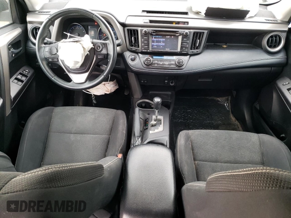 2018 Toyota RAV4 XLE z VIN 2T3WFREV8JW475748, wystawiony jako Copart lot #53929845 z przebiegiem 141 438 mil mil oraz Szkoda całkowita • Salvage title. Historia ofert i sprzedaży dostępna na DreamBid. Obrazek 8.