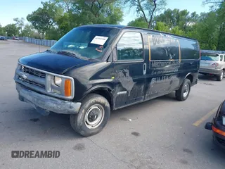 2002 Chevrolet City Express Cargo z VIN 1GCHG39R321205567, wystawiony jako IAAI lot #42304188 z przebiegiem 119 412 mil mil oraz . Historia ofert i sprzedaży dostępna na DreamBid. Obrazek 2.