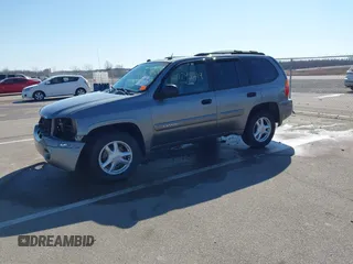 2005 GMC Envoy SLE z VIN 1GKDT13S252331044, wystawiony jako IAAI lot #41749219 z przebiegiem 263 876 mil mil oraz . Historia ofert i sprzedaży dostępna na DreamBid. Obrazek 23.