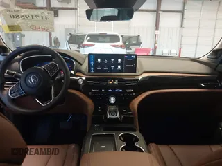 2025 Acura MDX Technology с VIN 5J8YE1H42SL016852, выставлен на аукционе IAAI как лот 41719580 с пробегом 3 460 миль миль и . История ставок и продаж доступна на DreamBid. Изображение 18.
