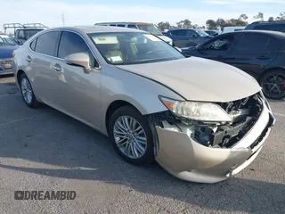 2013 Lexus ES 250 with VIN JTHBK1GG5D2010074, listed as a IAAI auction lot 41602073 with 130,097 mi miles and . Bid and sale history available at DreamBid. Image 1.