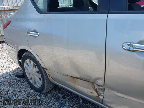 2016 Nissan Versa S with VIN 3N1CN7AP3GL885717, listed as a IAAI auction lot 42283825 with 233,517 mi miles and . Bid and sale history available at DreamBid. Image 12.