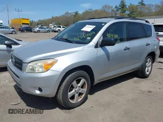 2006 Toyota RAV4 with VIN JTMBD33VX65024033, listed as a IAAI auction lot 42145819 with 155,886 mi miles. Bid and sale history available at carsss.com. Image 2.
