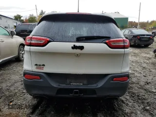 2017 Jeep Cherokee Limited z VIN 1C4PJMDS2HW569309, wystawiony jako Copart lot #74177954 z przebiegiem 106 958 mil mil oraz Szkoda całkowita • Salvage title. Historia ofert i sprzedaży dostępna na DreamBid. Obrazek 6.
