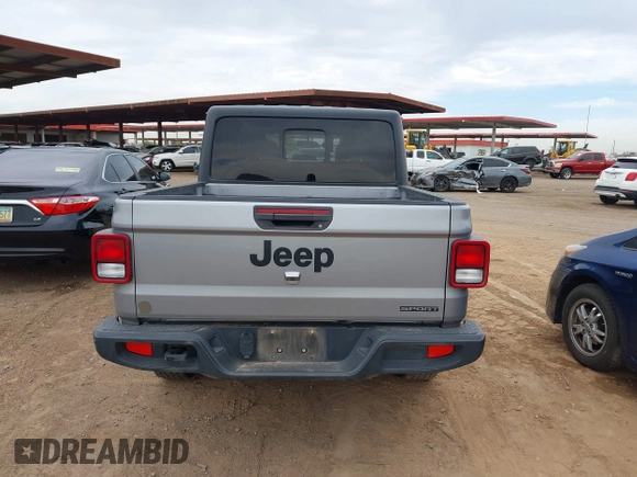 2020 Jeep Gladiator Sport S with VIN 1C6HJTAG1LL141165, listed as a IAAI auction lot 42013668 with 176,107 mi miles. Bid and sale history available at carsss.com. Image 16.