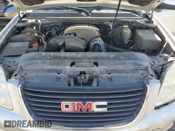 2014 GMC Yukon SLT with VIN 1GKS1CE00ER229897, listed as a Copart auction lot 88153085 with 213,106 mi miles and Salvage Title. Bid and sale history available at carsss.com. Image 12.
