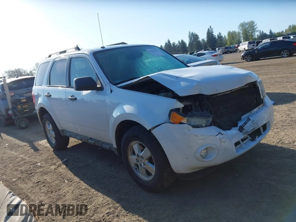2012 Ford Escape XLT z VIN 1FMCU9DG9CKB92696, wystawiony jako IAAI lot #42065795 z przebiegiem 197 211 mil mil oraz . Historia ofert i sprzedaży dostępna na DreamBid. Obrazek 1.