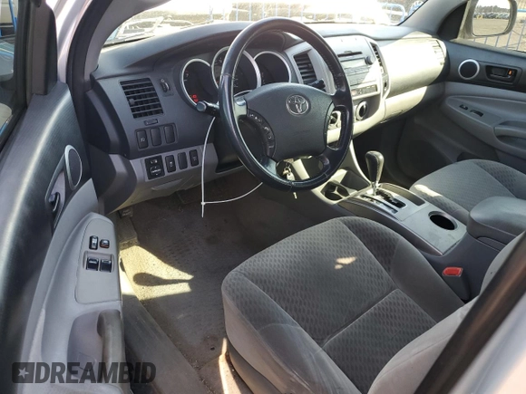 2009 Toyota Tacoma z VIN 5TEUU42N89Z597076, wystawiony jako Copart lot #53777665 z przebiegiem 271 475 mil mil oraz Czysty tytuł • Clean title. Historia ofert i sprzedaży dostępna na DreamBid. Obrazek 8.