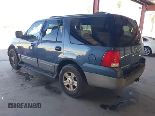 2003 Ford Expedition Special Service with VIN 1FMFU16L53LC22957, listed as a IAAI auction lot 41880554 with 330,265 mi miles. Bid and sale history available at carsss.com. Image 3.
