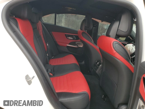2024 Mercedes-Benz C 43 AMG z VIN W1KAF8HB8RR228611, wystawiony jako Copart lot #42020315 z przebiegiem 1 161 mil mil oraz Szkoda całkowita • Salvage title. Historia ofert i sprzedaży dostępna na DreamBid. Obrazek 10.