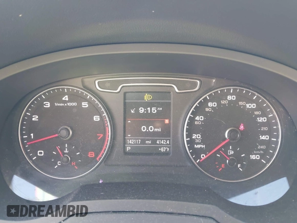 2015 Audi Q3 2.0T Premium Plus with VIN WA1EFCFSXFR010015, listed as a IAAI auction lot 42099410 with 142,117 mi miles. Bid and sale history available at carsss.com. Image 7.