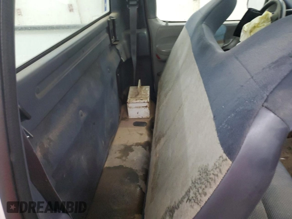2000 Ford F-150 XL with VIN 1FTRF17L7YNB52822, listed as a Copart auction lot 43421495 with 103,753 mi miles and Salvage title. Bid and sale history available at DreamBid. Image 11.