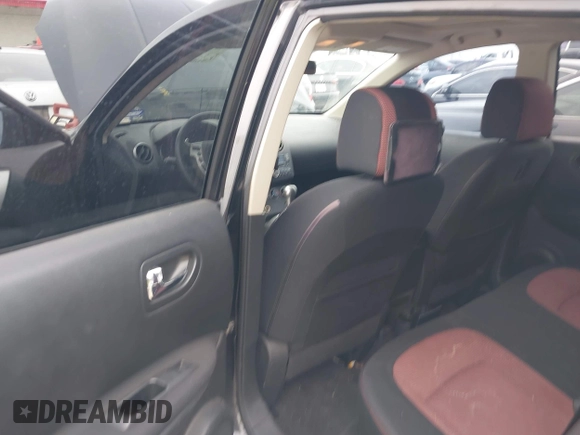 2008 Nissan Rogue SL z VIN JN8AS58T68W018638, wystawiony jako IAAI lot #42429616 z przebiegiem 149 684 mil mil oraz . Historia ofert i sprzedaży dostępna na DreamBid. Obrazek 14.