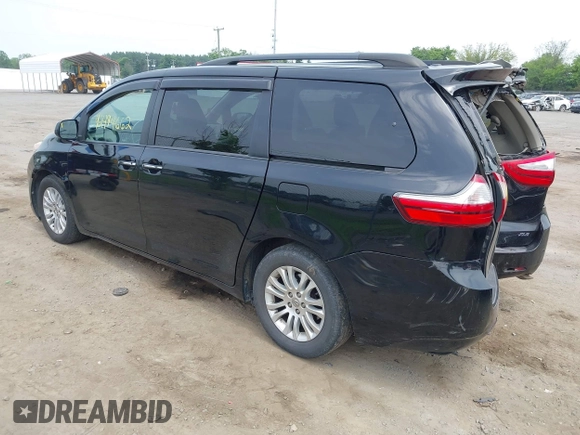 2016 Toyota Sienna XLE z VIN 5TDYK3DC9GS706815, wystawiony jako IAAI lot #42494662 z przebiegiem 141 157 mil mil oraz . Historia ofert i sprzedaży dostępna na DreamBid. Obrazek 3.